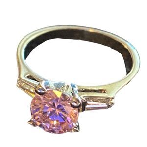 Size 7 Silver Tone Elegant Pink Stone Ring Made with Swarovski Crystals